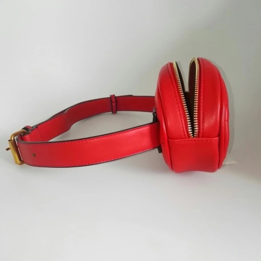 "I know Fanny" (CLOSET CLOSING SALE) - Picture 3 of 7